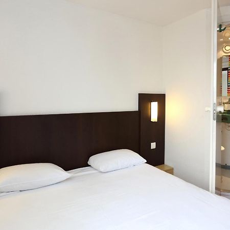 Brit Hotel Essentiel Reims Taissy Exterior photo