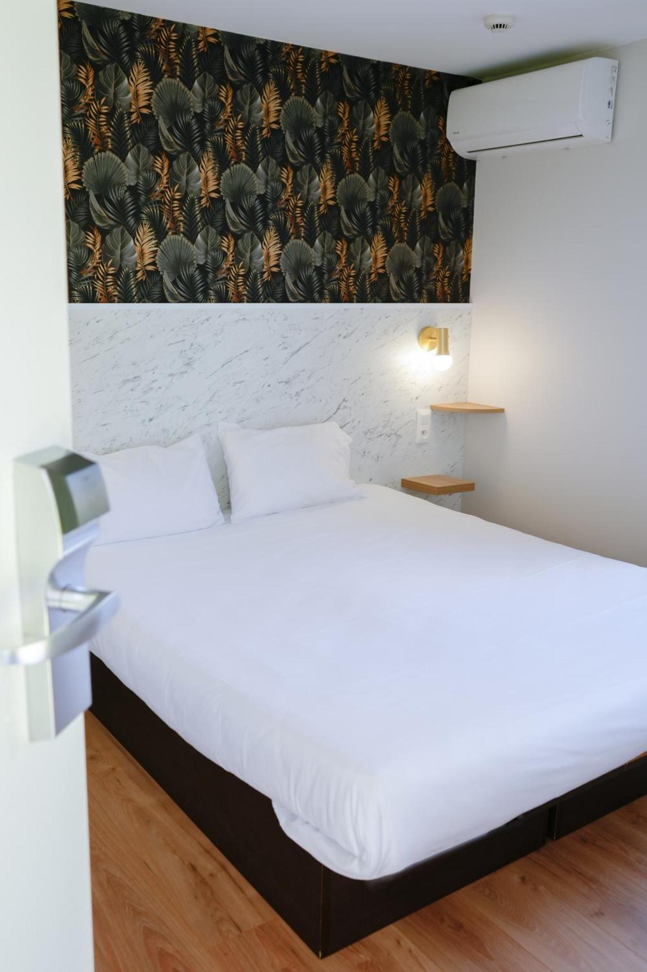 Brit Hotel Essentiel Reims Taissy Exterior photo