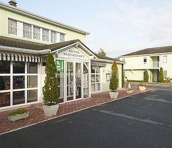 Brit Hotel Essentiel Reims Taissy Exterior photo